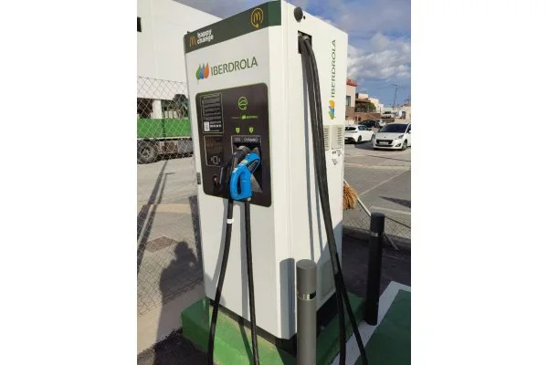 Перехідник CHAdeMO - GBT 70 кВт для зарядки електромобілів з Китаю