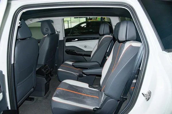 Электромобиль VW ID6 Crozz