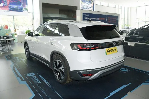 Электромобиль VW ID6 Crozz