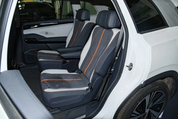 Электромобиль VW ID6 Crozz