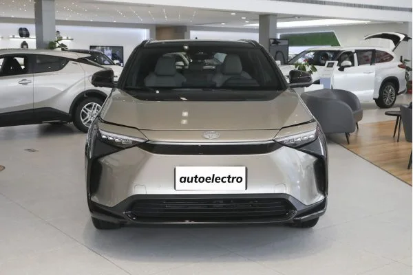 Электромобиль Toyota bZ4X