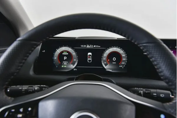 Електромобіль Nissan ARIYA