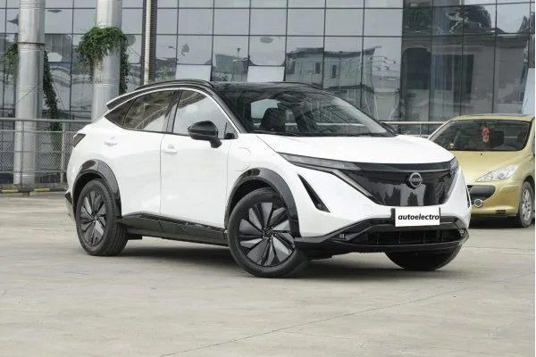 Електромобіль Nissan ARIYA