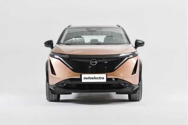 Електромобіль Nissan ARIYA