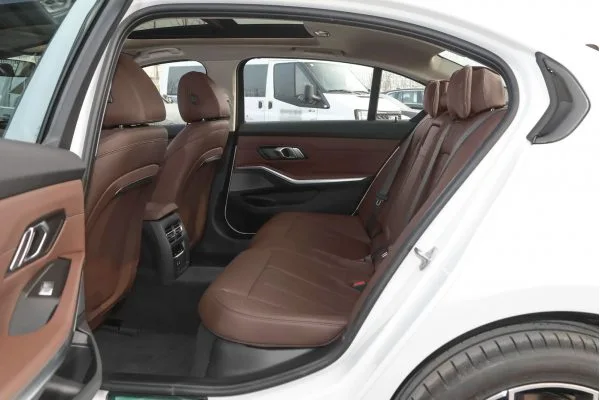 Электромобиль BMW i3