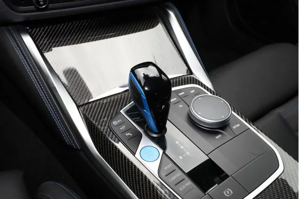 Електромобіль BMW i4