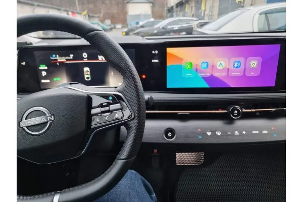 CarPlay Android адаптер для Nissan Ariya 