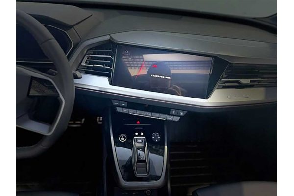 Электромобиль Audi Q4 e-tron