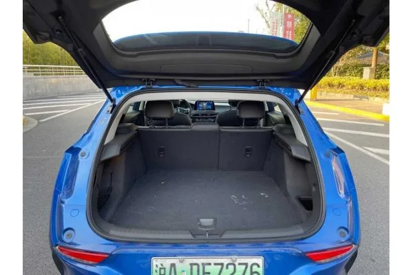 Електромобіль Buick Velite 6 EV