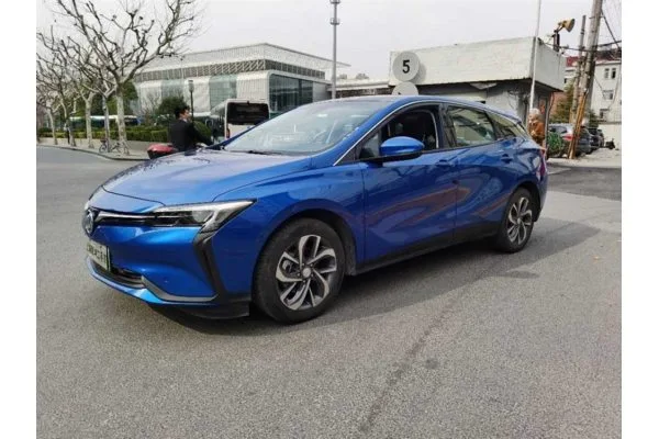 Електромобіль Buick Velite 6 EV