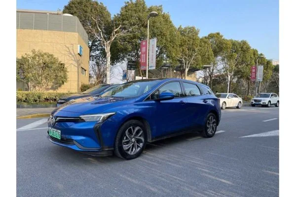Електромобіль Buick Velite 6 EV