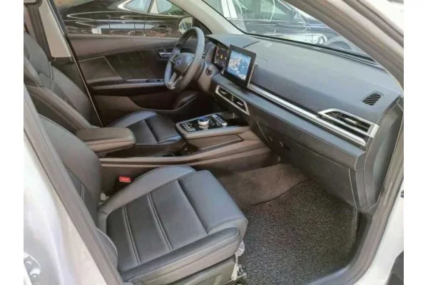 Электромобиль BYD E3