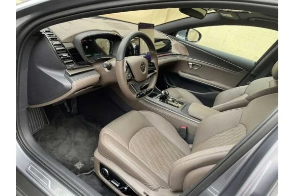 Електромобіль BYD Han EV