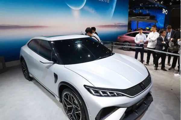 Электромобиль BYD Song L