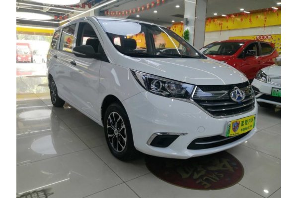 Электромобиль Changan Auchan A600EV