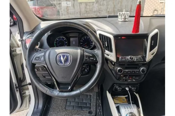 Электромобиль Changan CS15 EV 350e