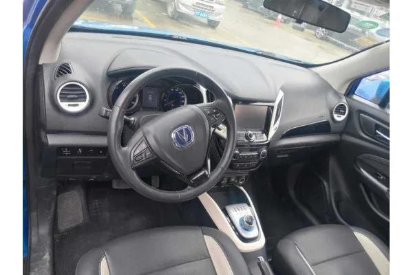 Электромобиль Changan CS15 EV 350e