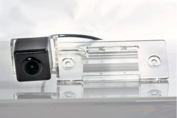 Камера заднього виду для Skoda Fabia, Yeti Fighter CS-HCCD+FM-15