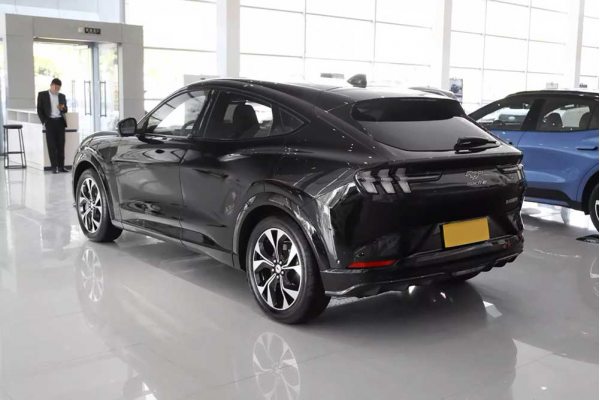 Электромобиль Ford Mustang Mach-E