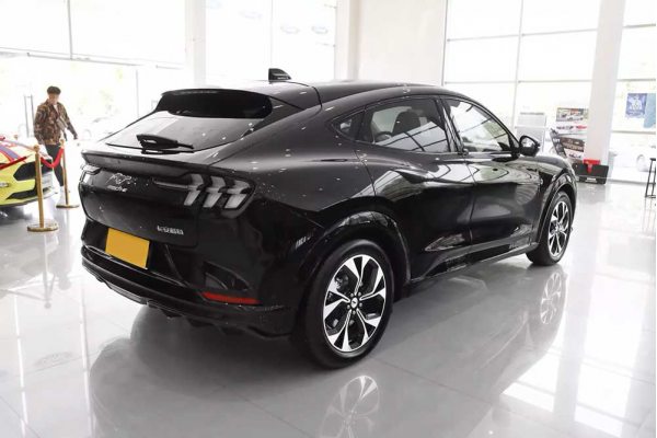 Электромобиль Ford Mustang Mach-E