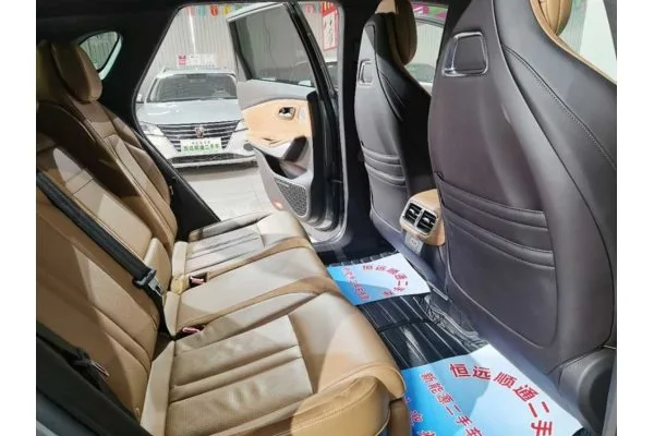 Электромобиль GAC Aion LX 80