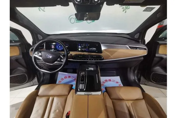 Электромобиль GAC Aion LX 80