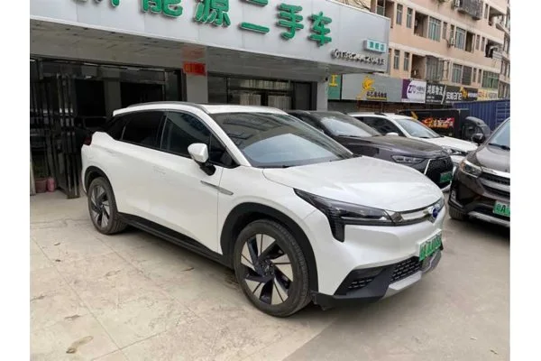Электромобиль GAC Aion LX 80