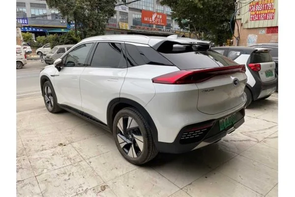 Электромобиль GAC Aion LX 80