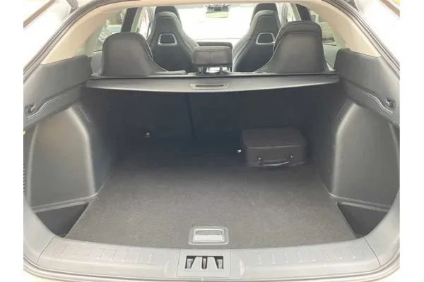 Электромобиль GAC Aion LX 80