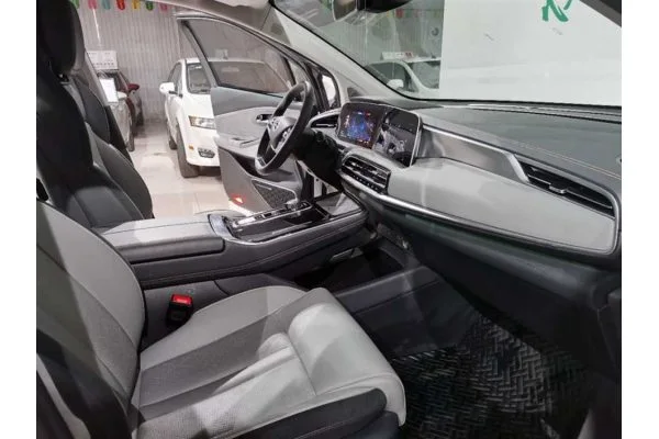Электромобиль GAC Aion LX 80D