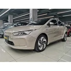 Електромобіль Geely Geometry A