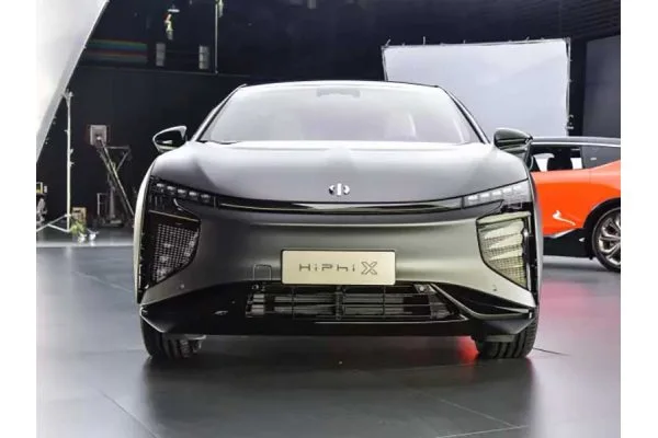 Электромобиль HiPhi X