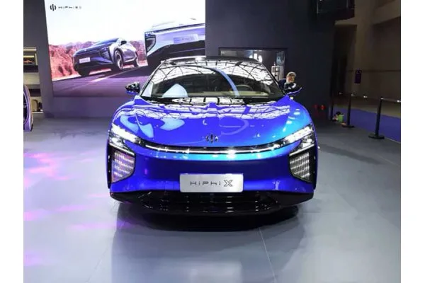 Электромобиль HiPhi X