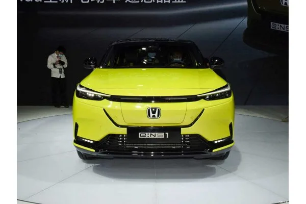 Электромобиль Honda eNS1