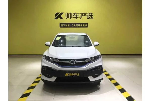 Електромобіль Honda X-NV