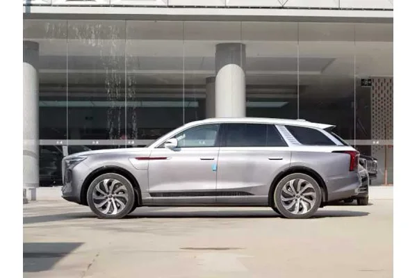 Электромобиль Hongqi E-HS9