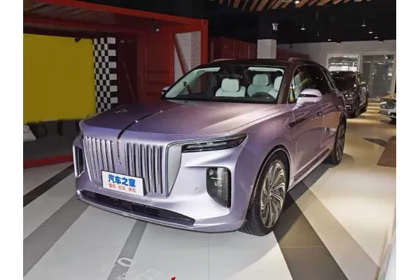 Электромобиль Hongqi E-HS9