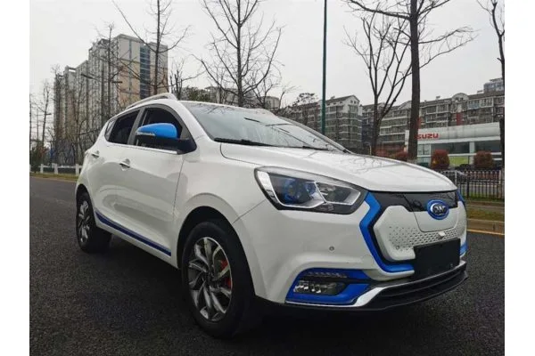 Электромобиль JAC iEV7S 2018