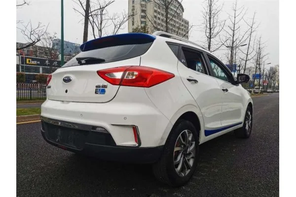 Электромобиль JAC iEV7S 2018