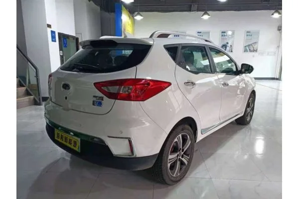 Электромобиль JAC iEV7S 2019
