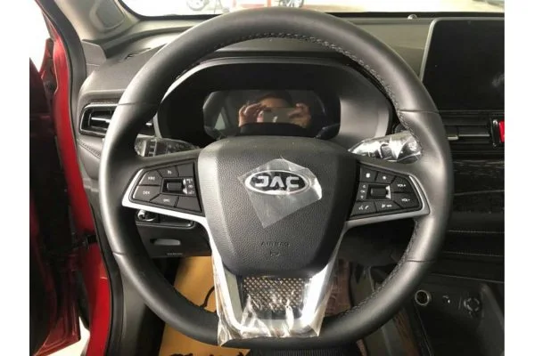 Электромобиль JAC iEVS4