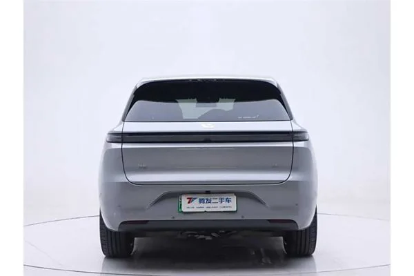 Гибридный автомобиль Li L6