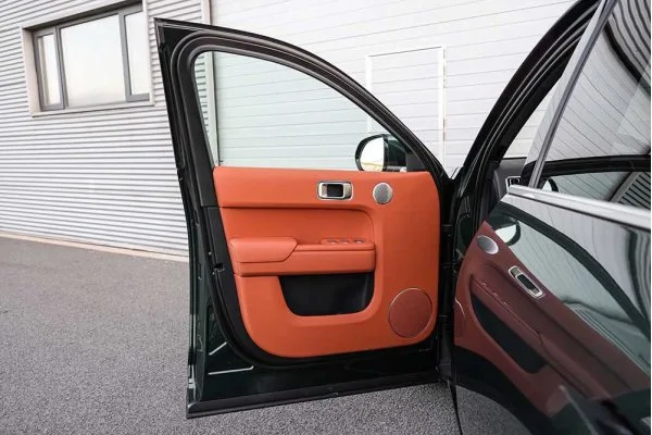 Гибридный автомобиль Li L7