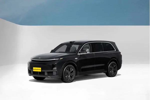 Гибридный автомобиль Li L9
