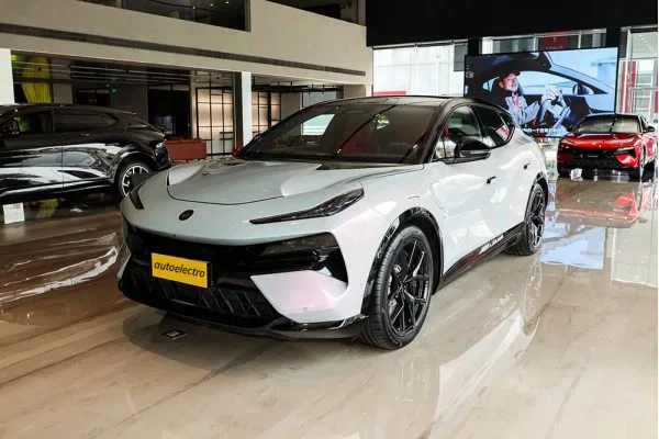 Электромобиль Lotus Eletre