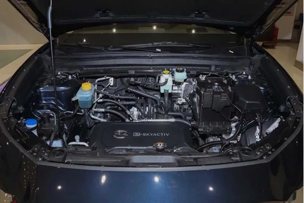 Электромобиль Mazda CX-30 EV