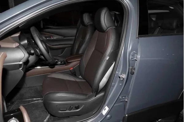 Электромобиль Mazda CX-30 EV