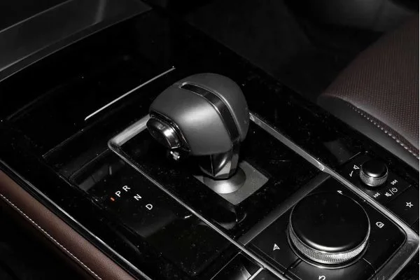 Электромобиль Mazda CX-30 EV
