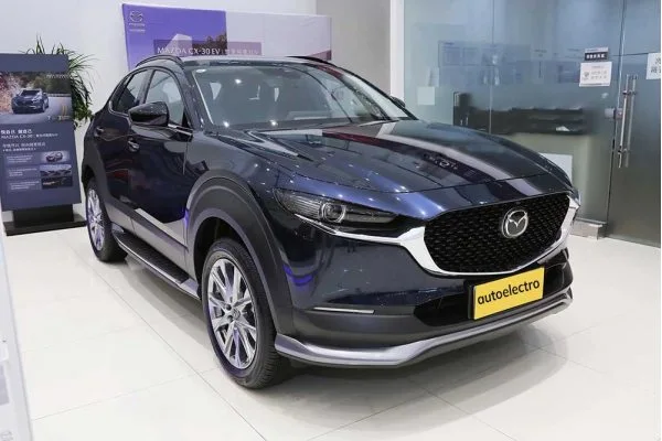 Электромобиль Mazda CX-30 EV