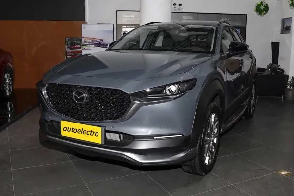Электромобиль Mazda CX-30 EV